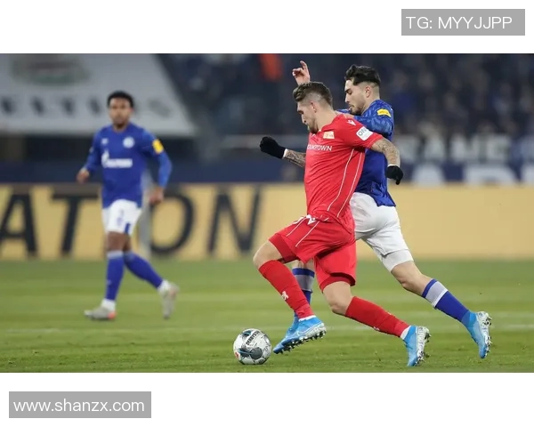 沙尔克04遭遇连败，德甲降级危机日益加剧